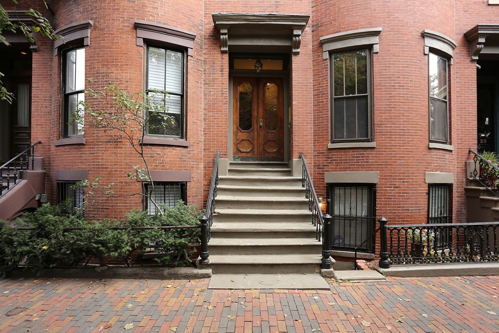 25 Hanson St, South End