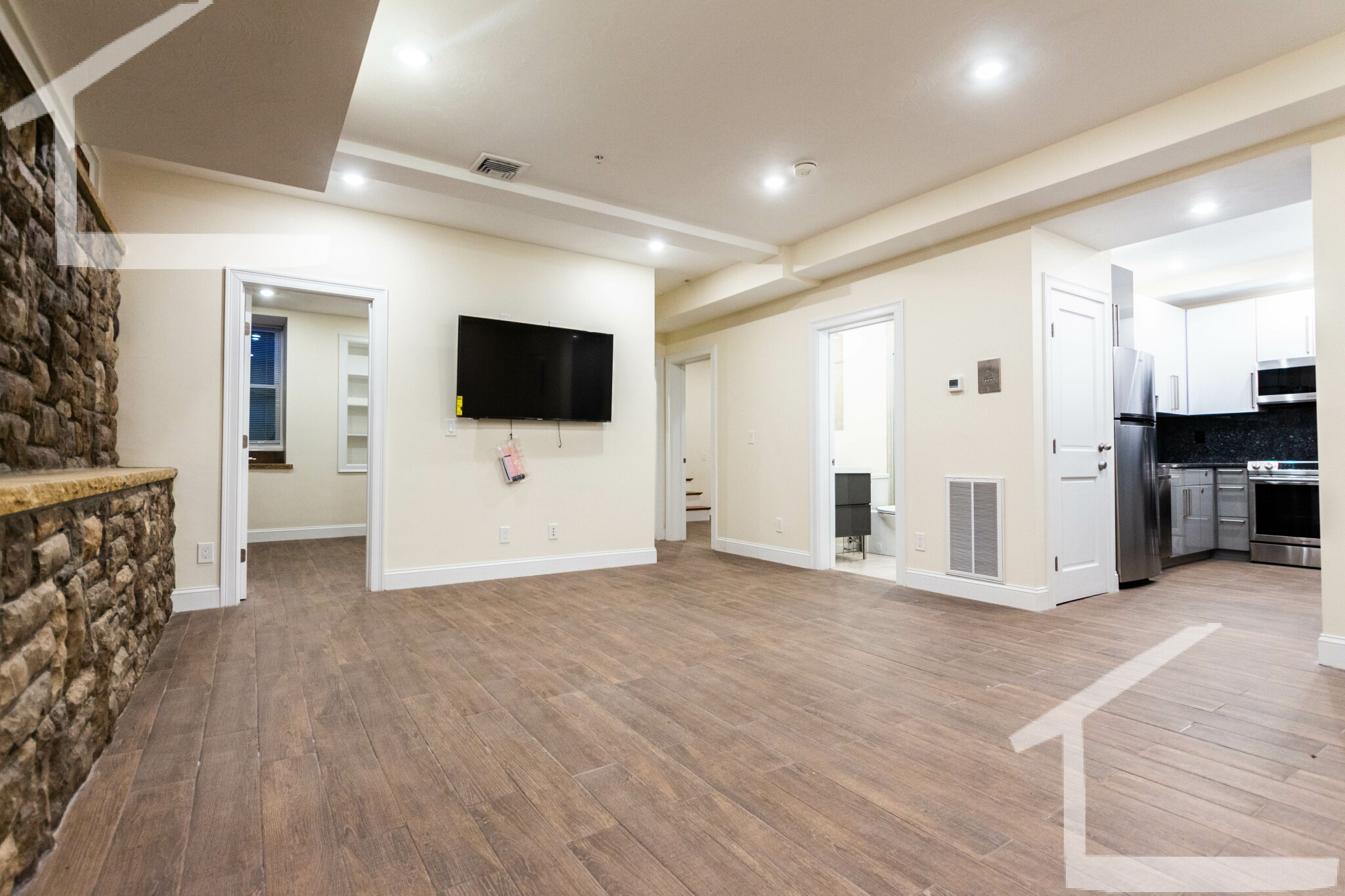 1616 Beacon St, Corey Hill