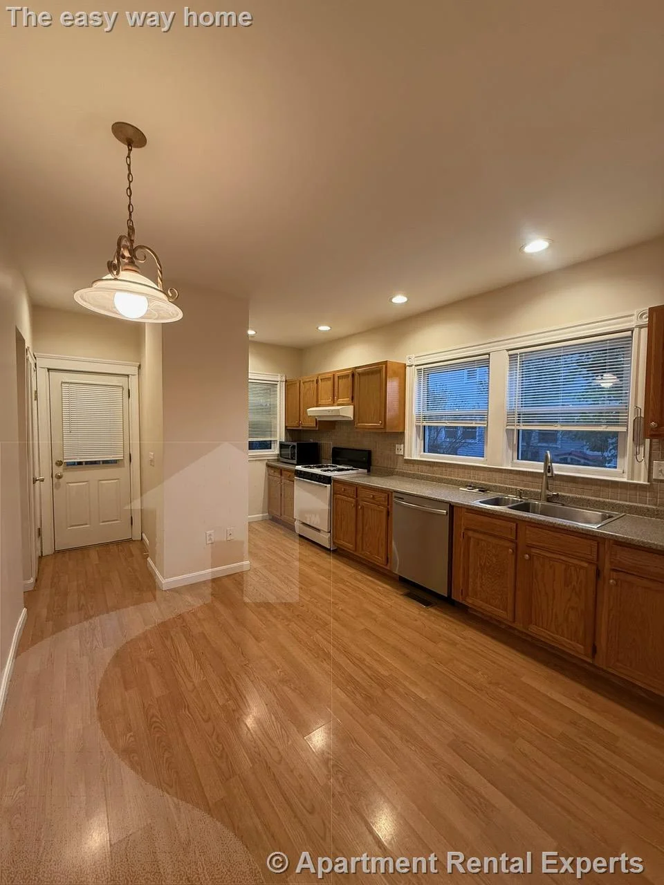 110 West Quincy St, Tufts