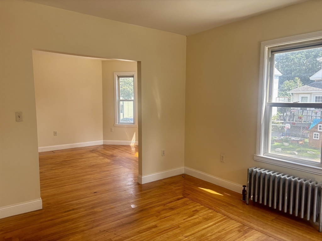 8 Stearns St, Worcester