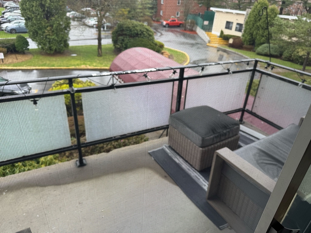 57 Broadlawn Park, West Roxbury