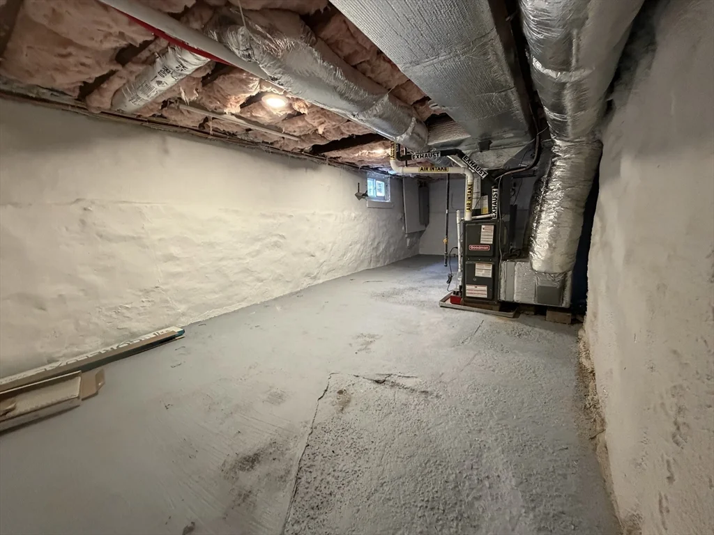 7 Bennett St, Medford