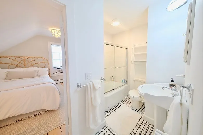 82 Center, Nantucket
