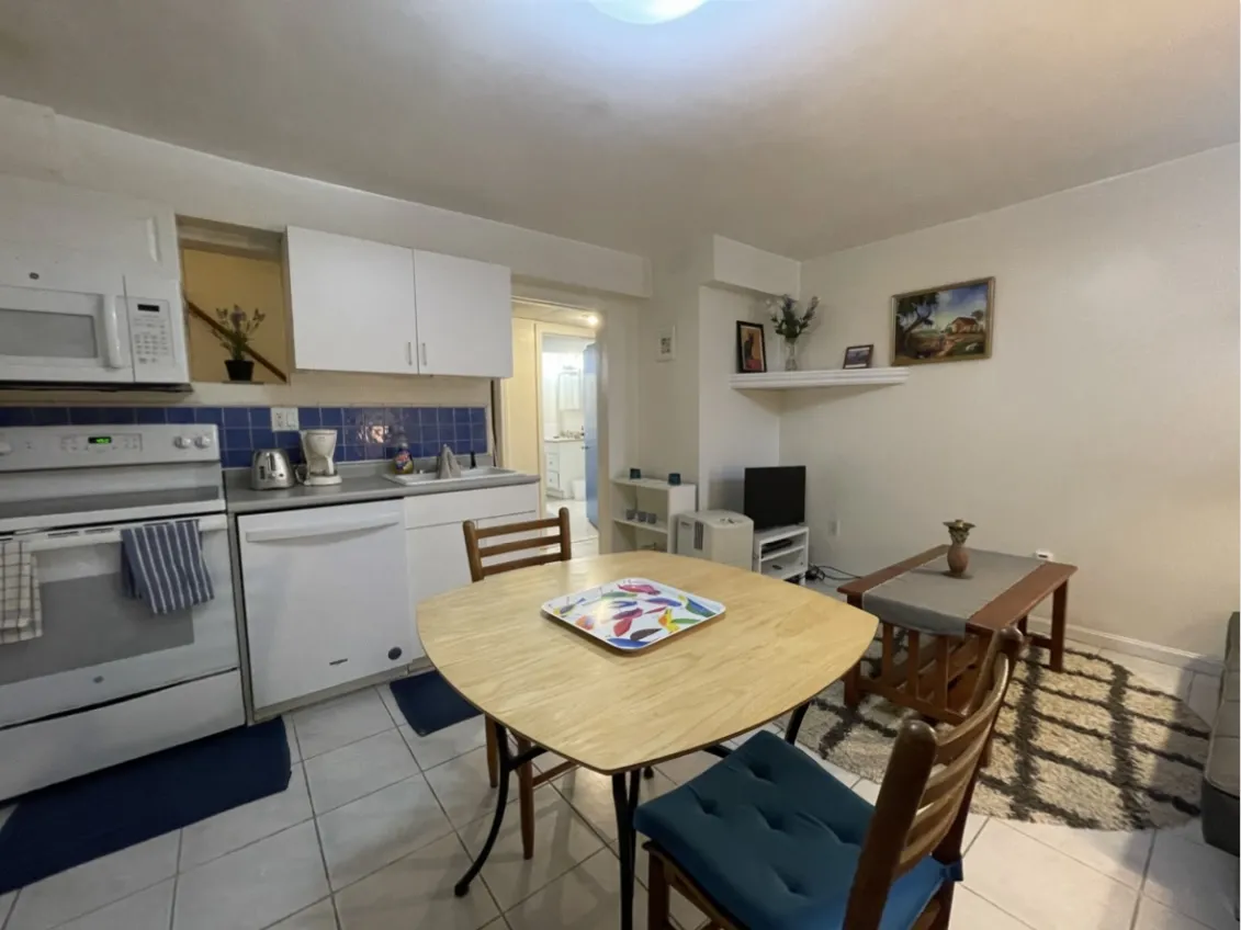 56 Hobson St, Oak Square