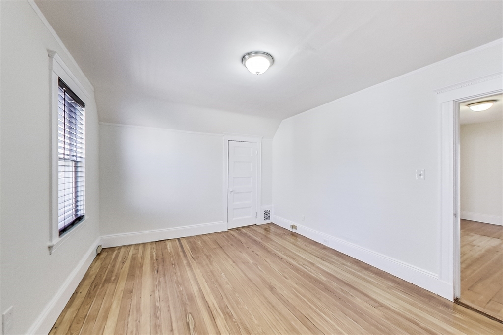 183 Powder House Blvd, West Somerville