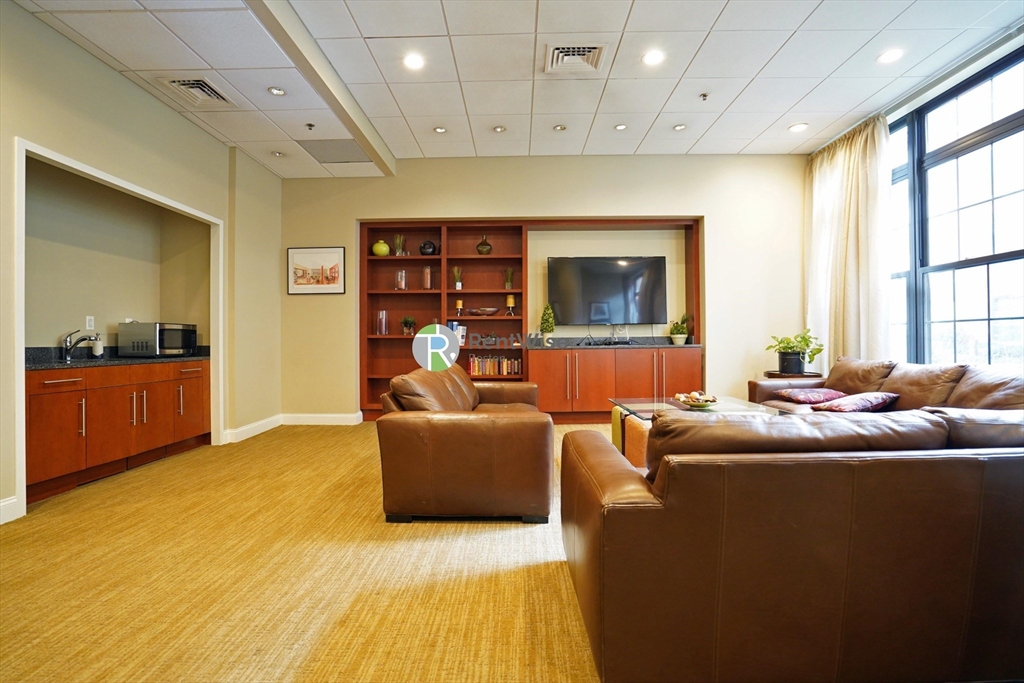 20 Second St, East Cambridge