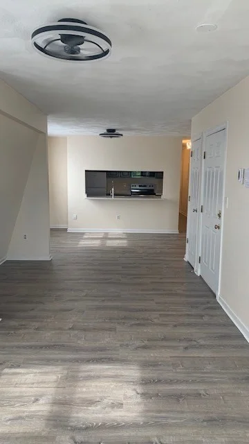 1440 Columbia Rd, South Boston