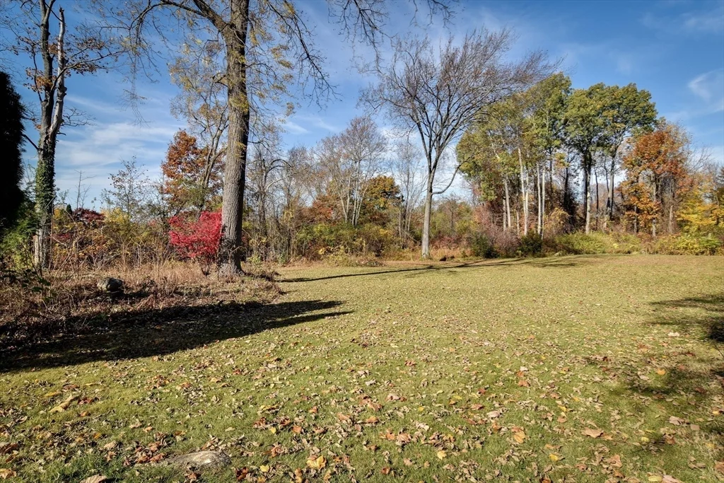 110 Main St, Hopkinton