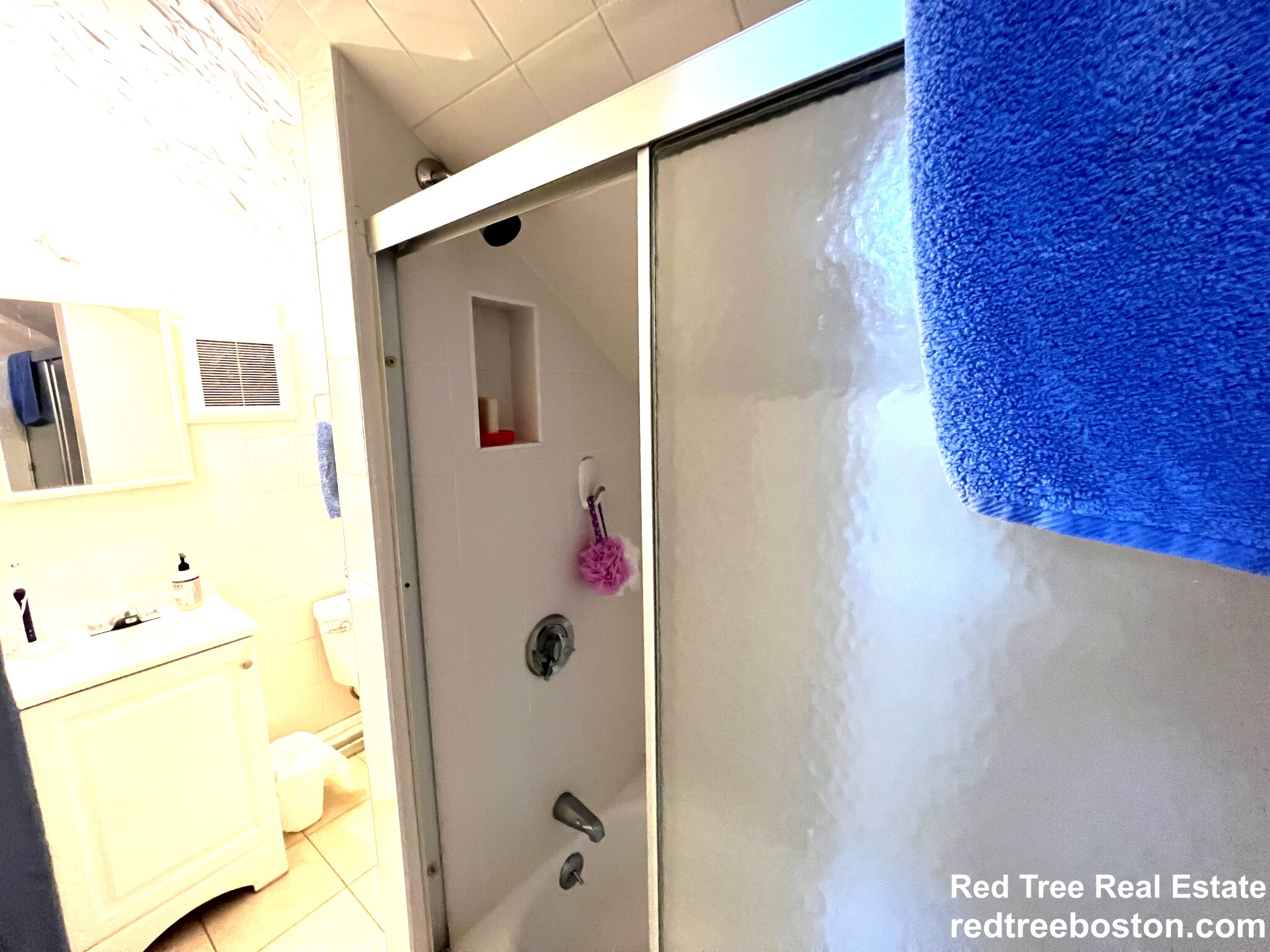 35 Danforth St, Jamaica Plain