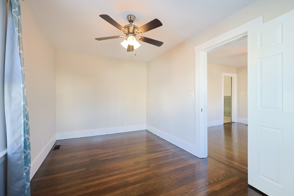 30 Lawrence St, Milford