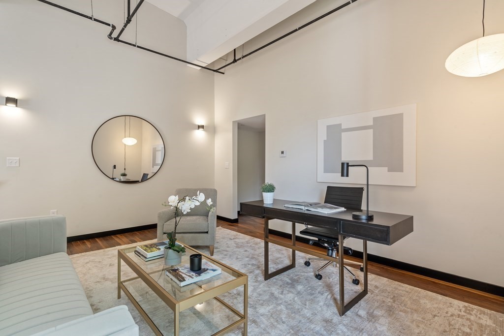 1060 Broadway, Teele Square