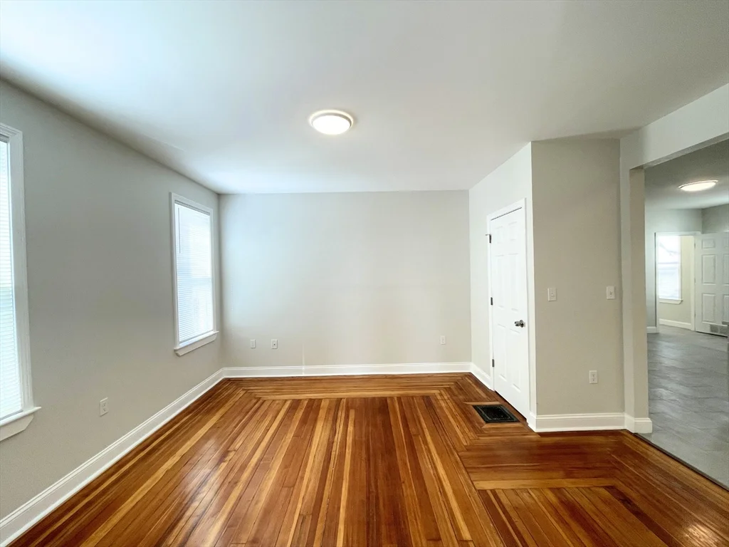 25 Bennett St, Beverly