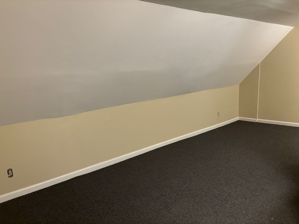 714 Truman Hwy, Hyde Park