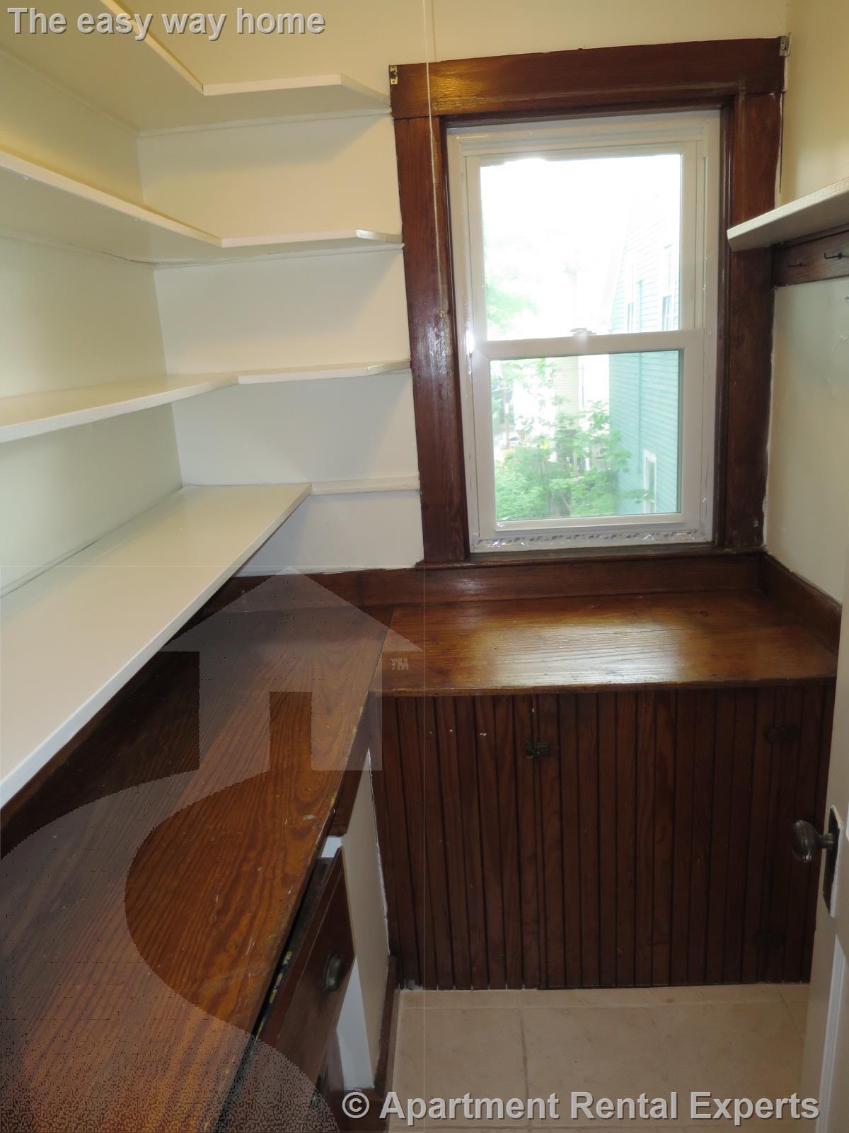 63 Liberty Ave, Davis Square