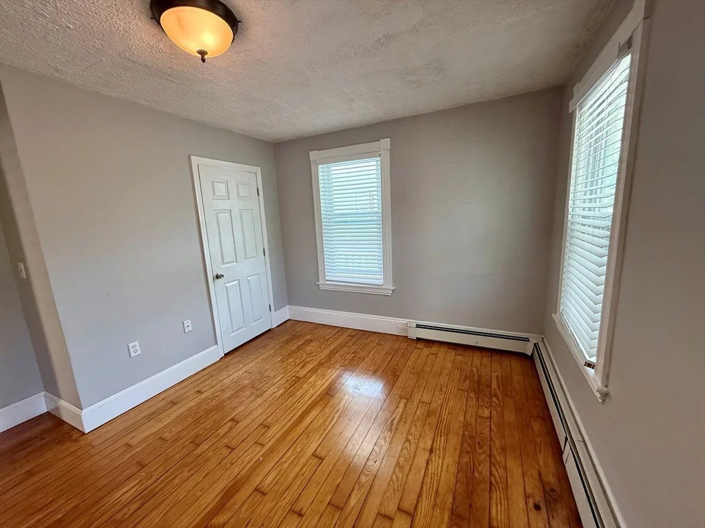 3 Murray St, Downtown