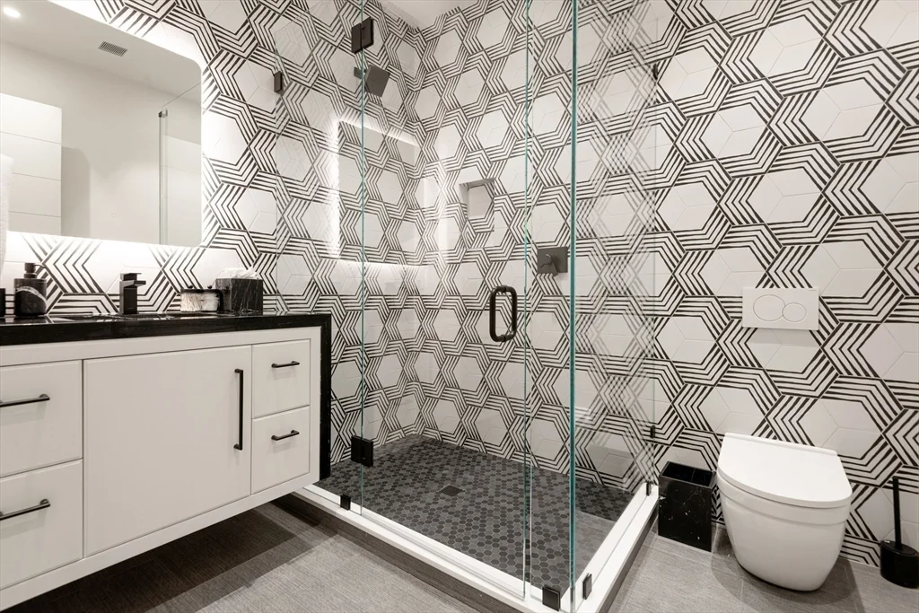 30 Devon Street   Full Compound, Nantucket