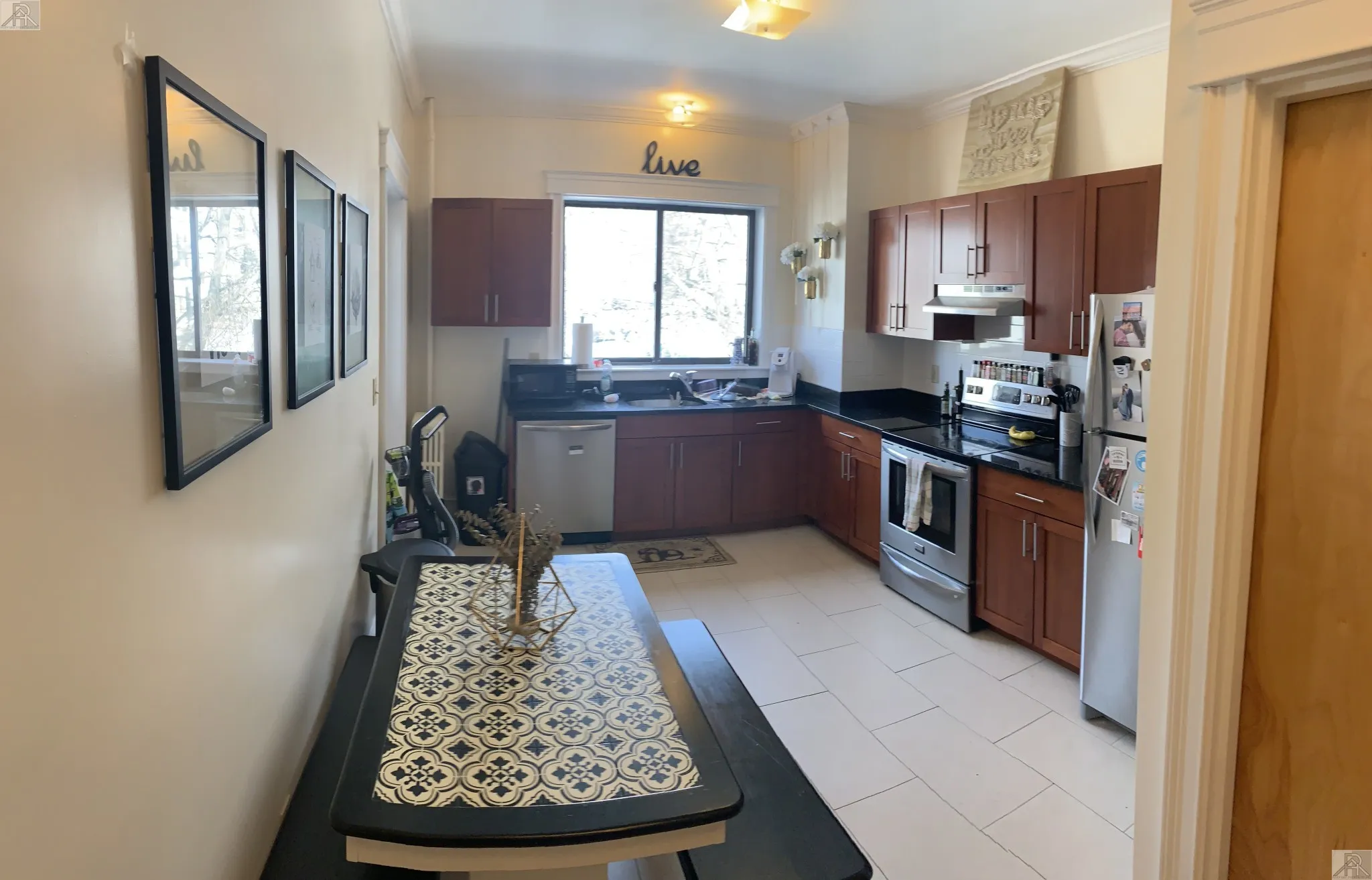 27 Glenville Ave, Allston