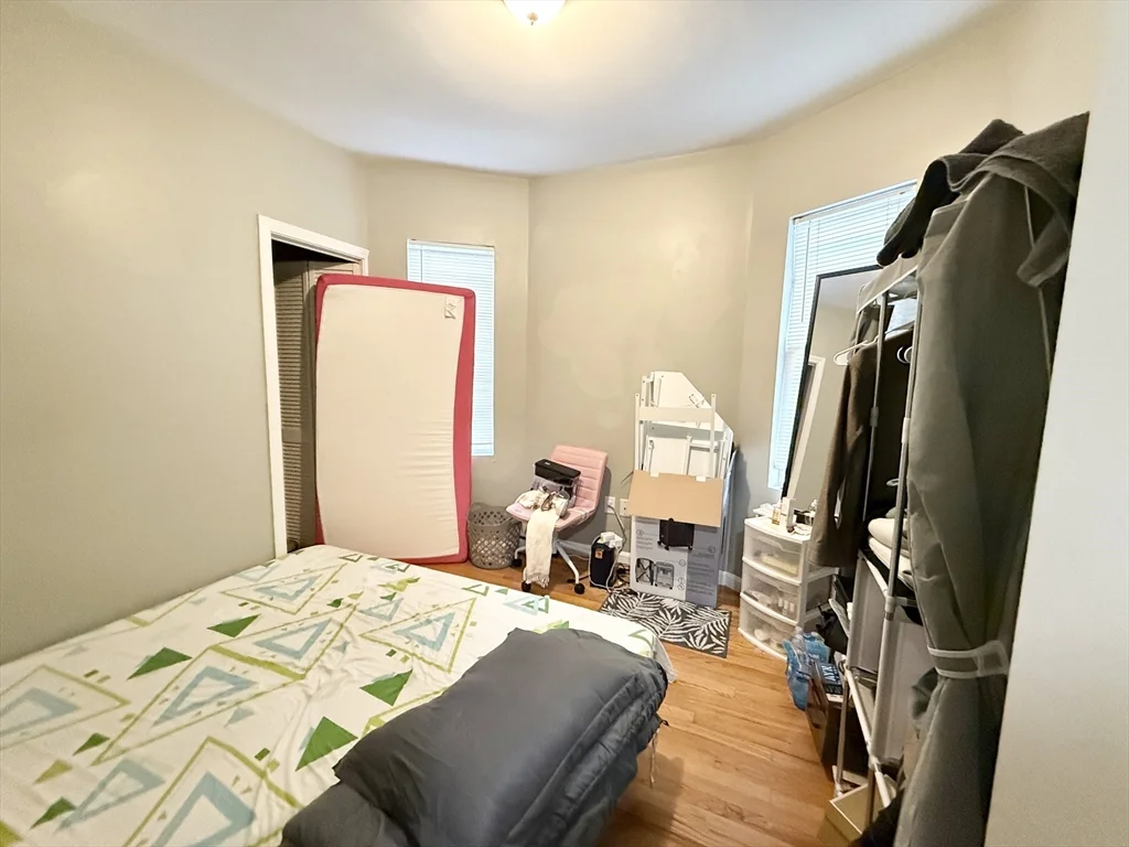 3977 Washington St, Jamaica Plain