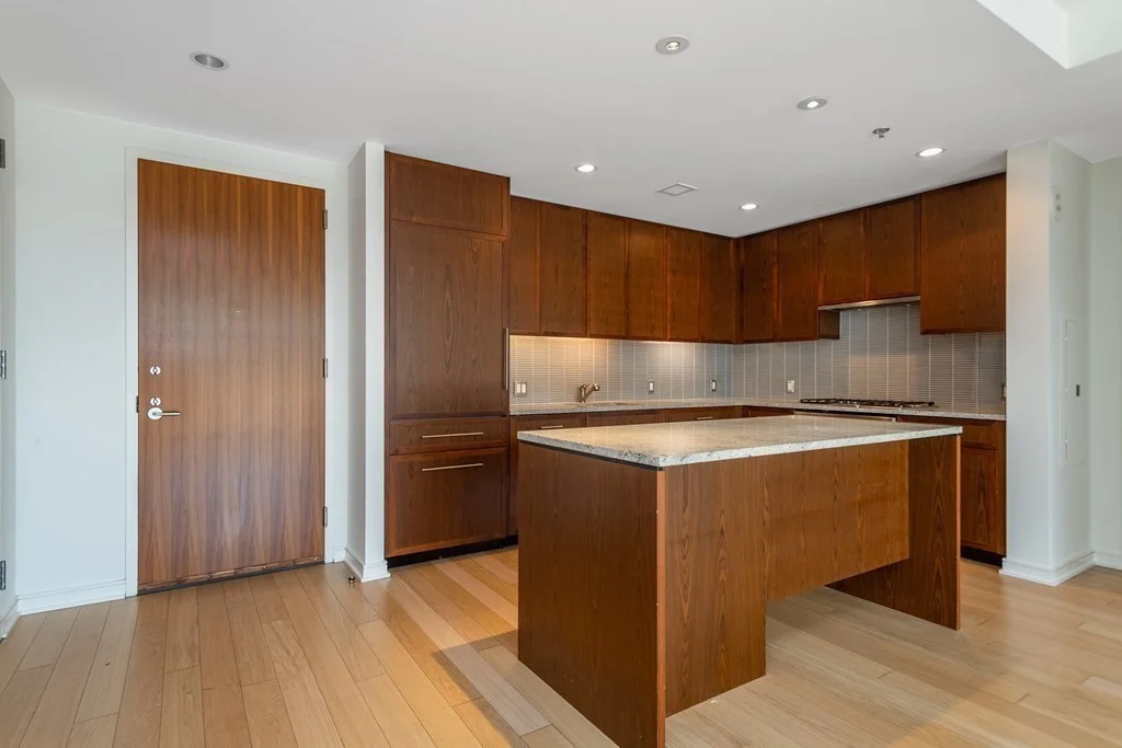 580 Washington St, Midtown