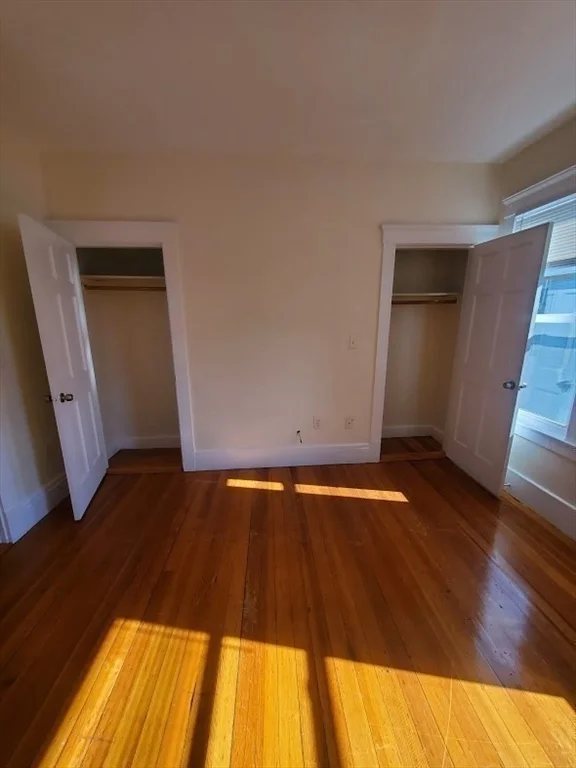 12 Gayland St, Roxbury