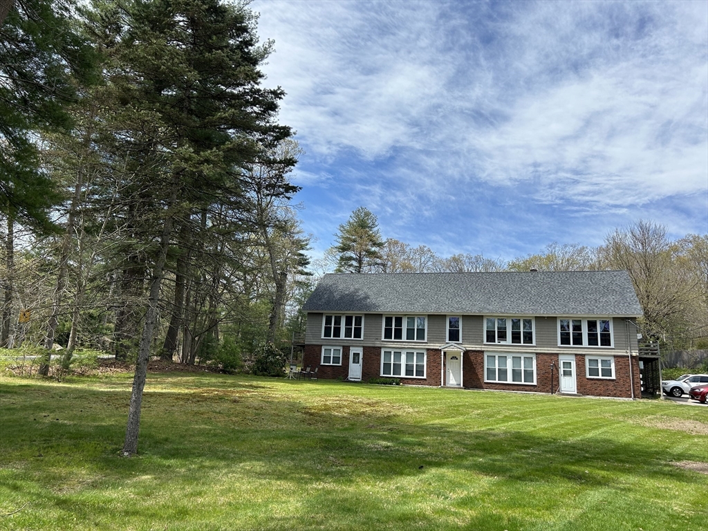 12 Cedar, Holliston