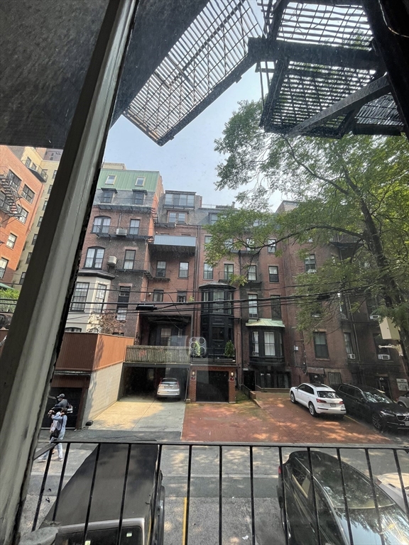 105 Beacon St, Back Bay