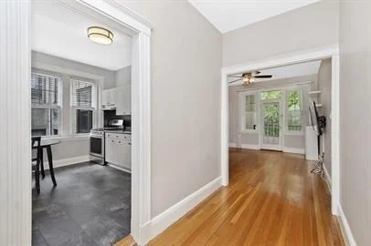 35 Mount Hood Rd, Brighton