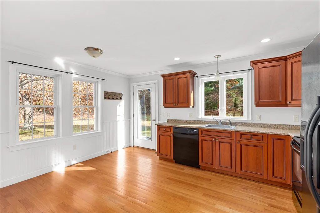 130-R Billington St, Plymouth