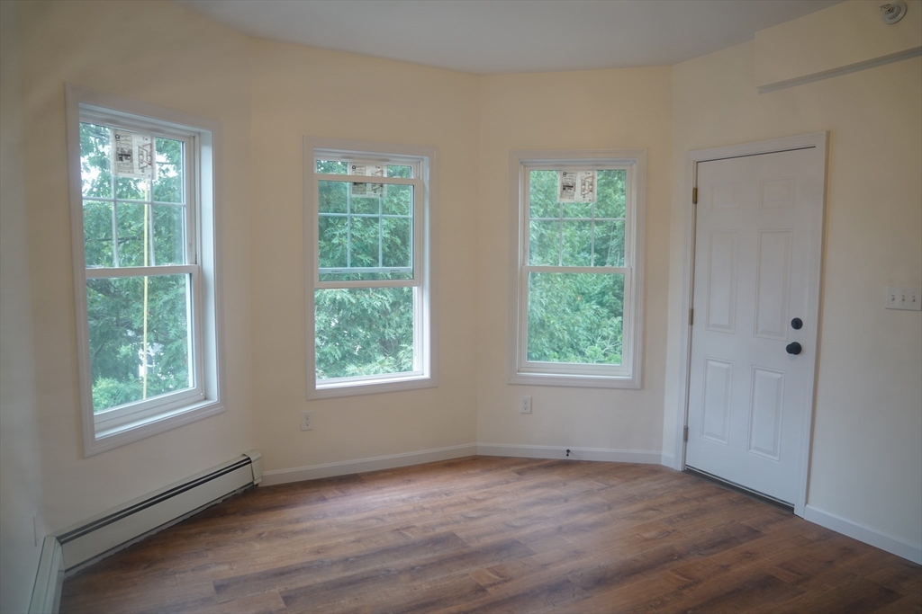 119 Rodney, Worcester