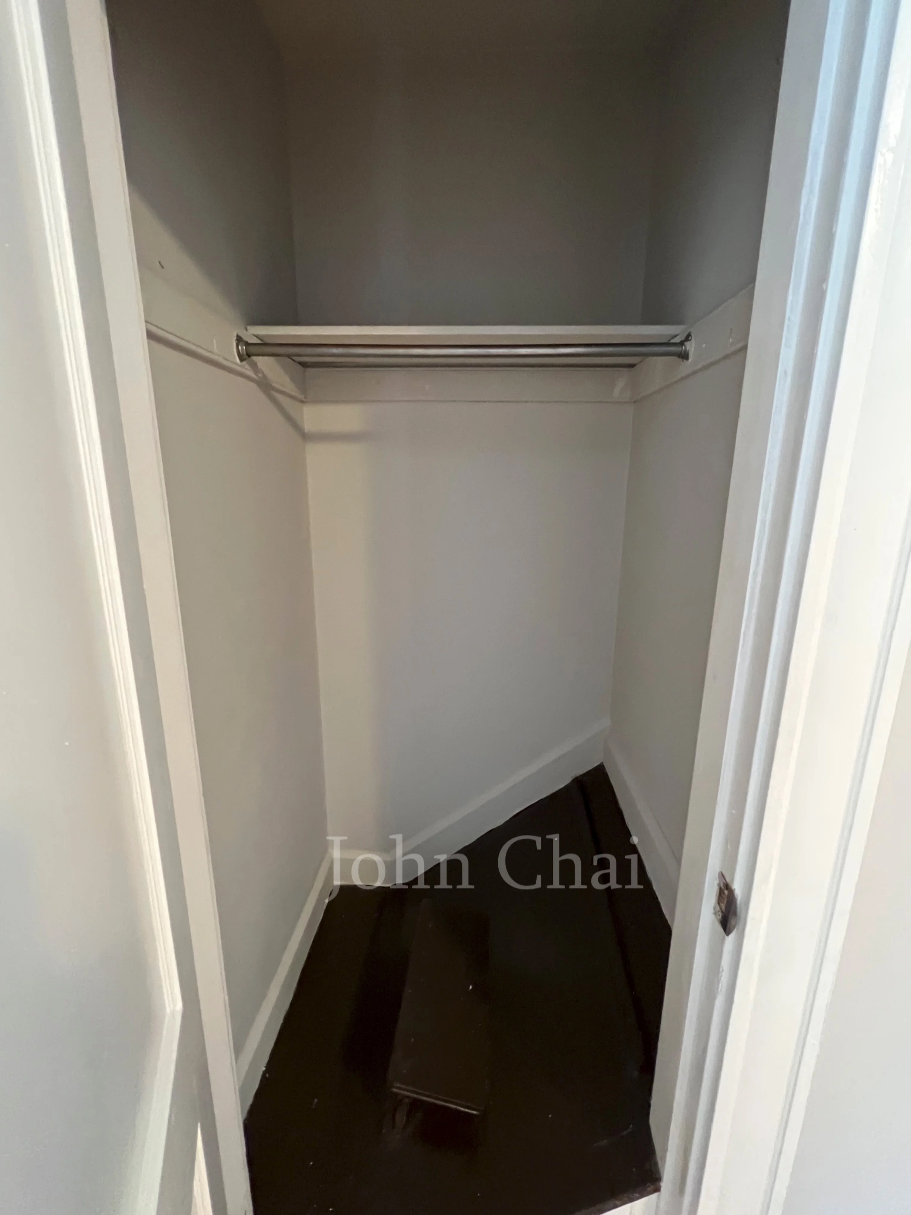 136 Arlington St, Oak Square