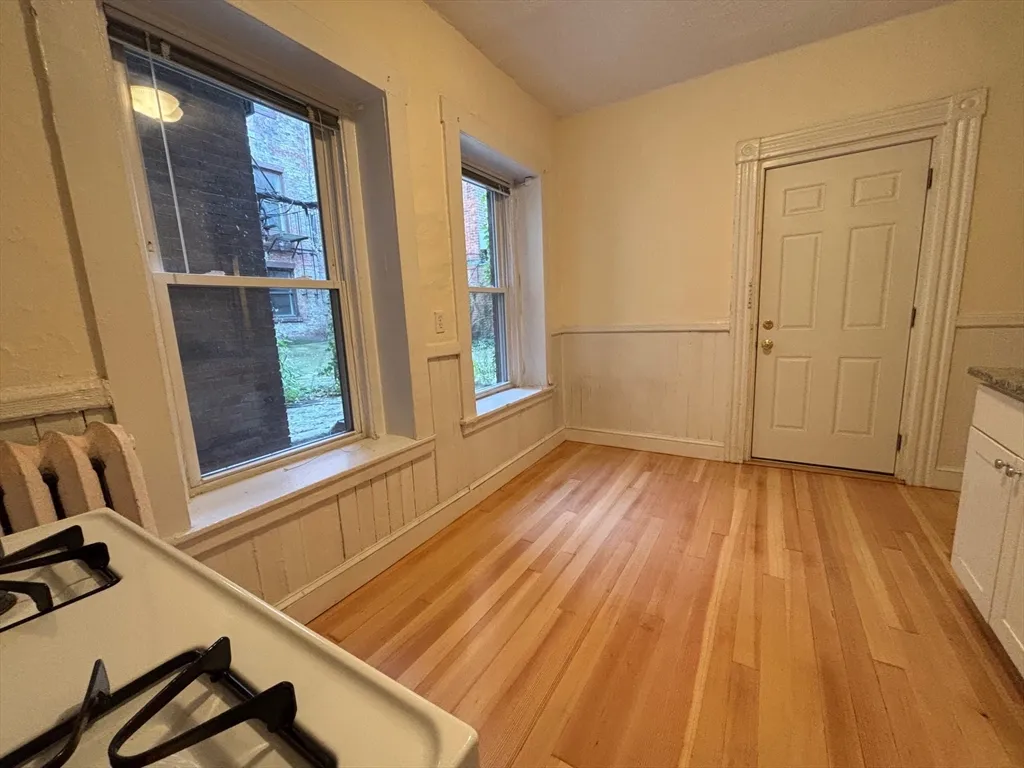 55 Joy St, Beacon Hill