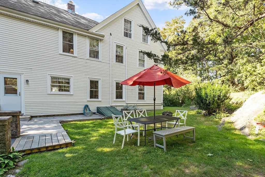 1101 Washington St, Lanesville