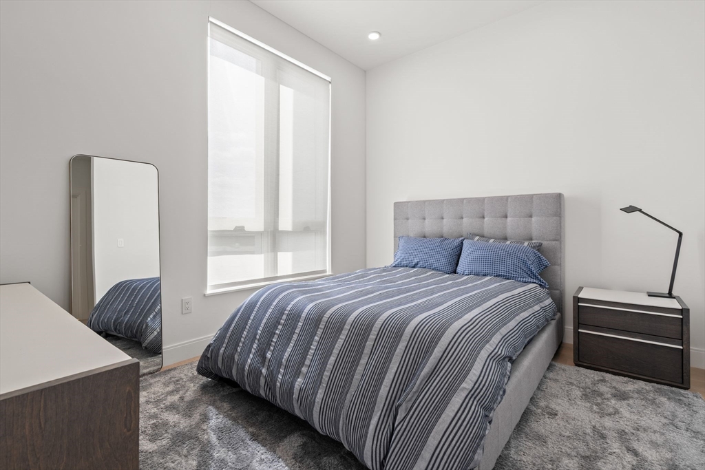 20 W 5th, South Boston