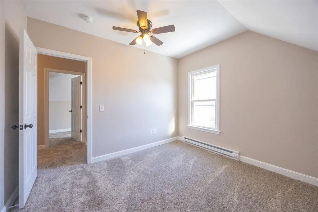 584 Mount Hope St, North Attleboro