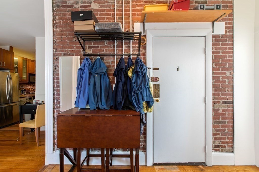 37 Revere Street Furnished, Beacon Hill