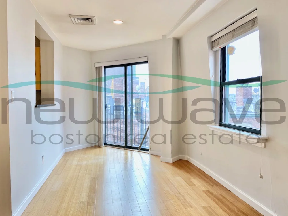 1661 Washington, South End