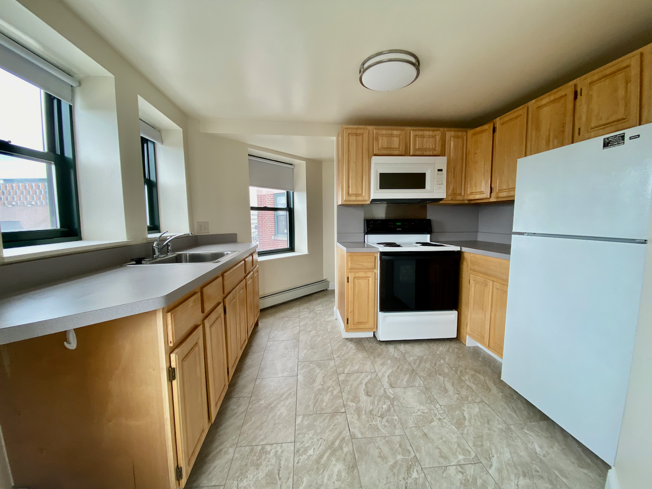 400 Massachusetts Ave, South End