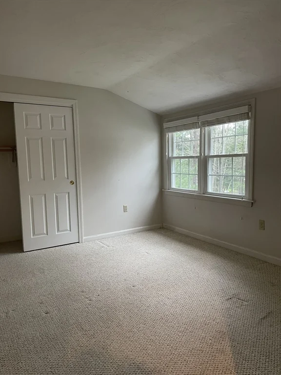 24 Arbor Dr, Shrewsbury