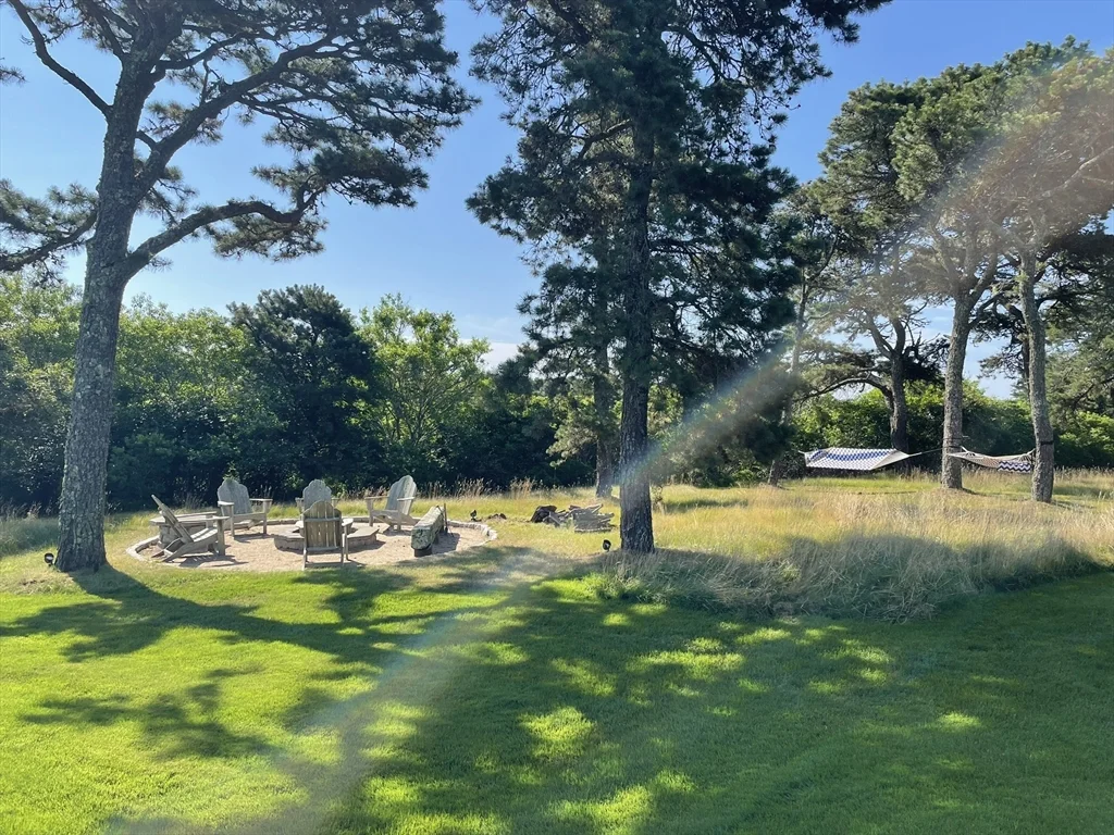 1 Pochick Ave, Nantucket