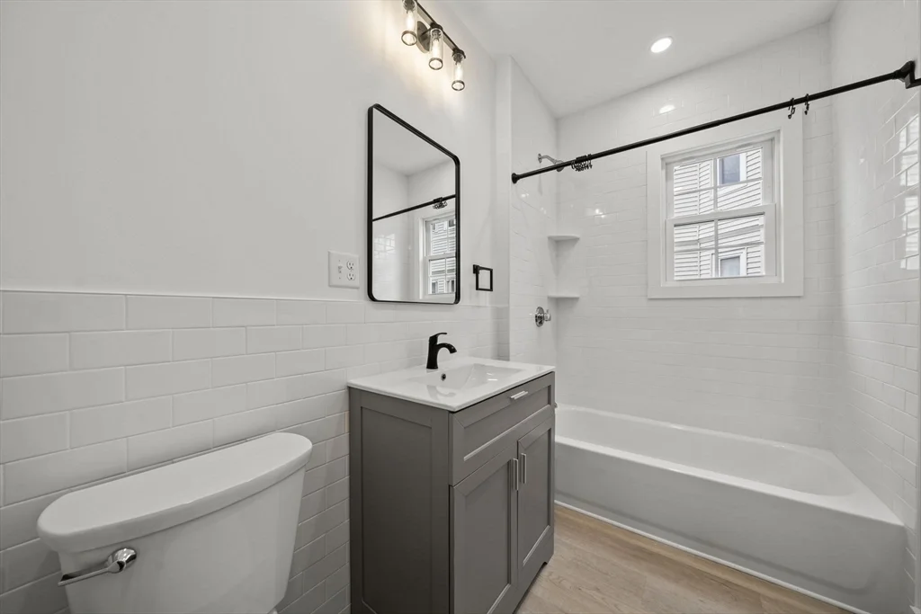 55 Surrey St, Glenwood