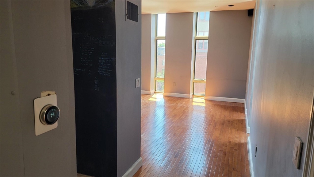 2 Clarendon St, Boston