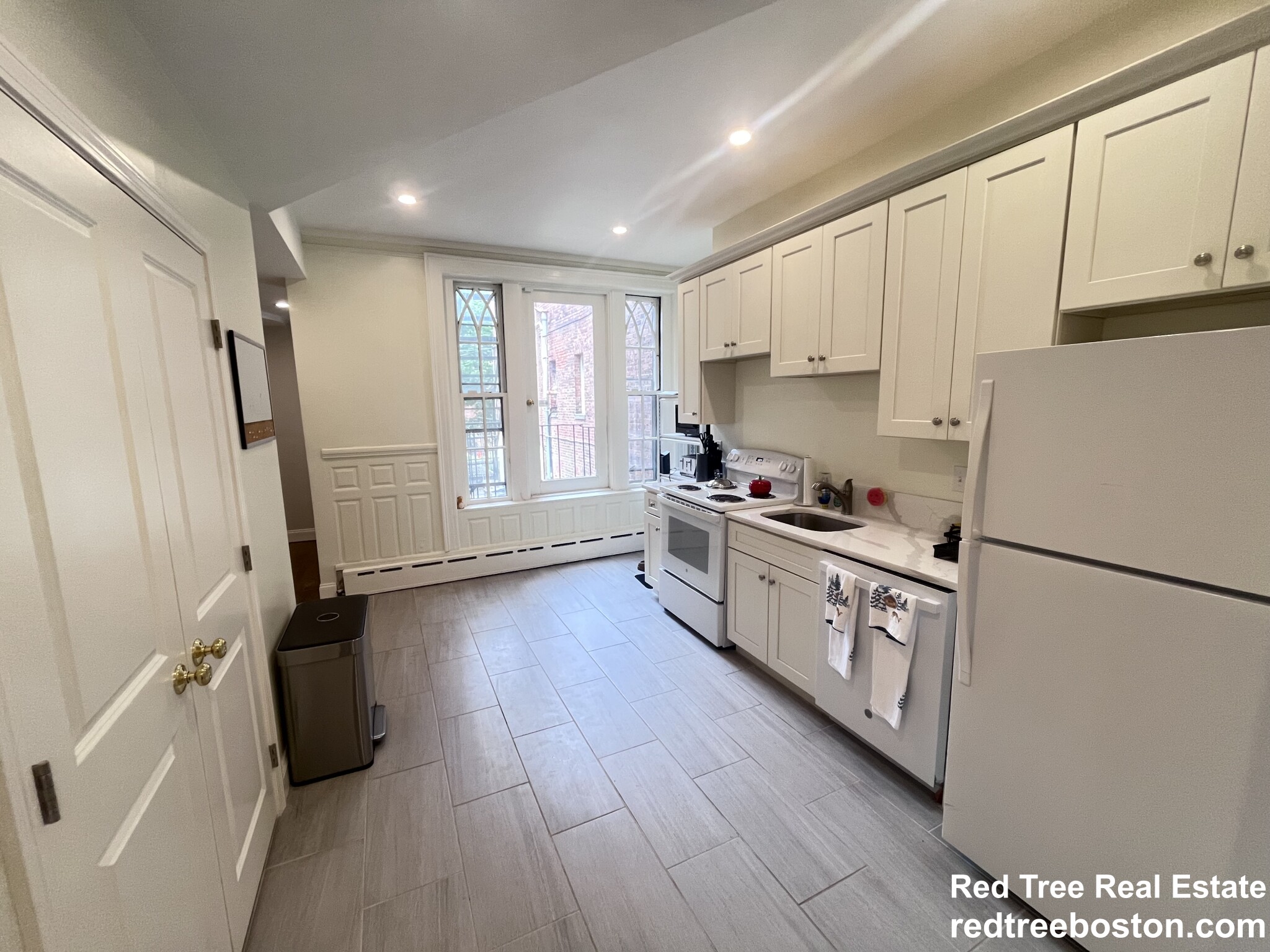 1712 Beacon St, Brookline