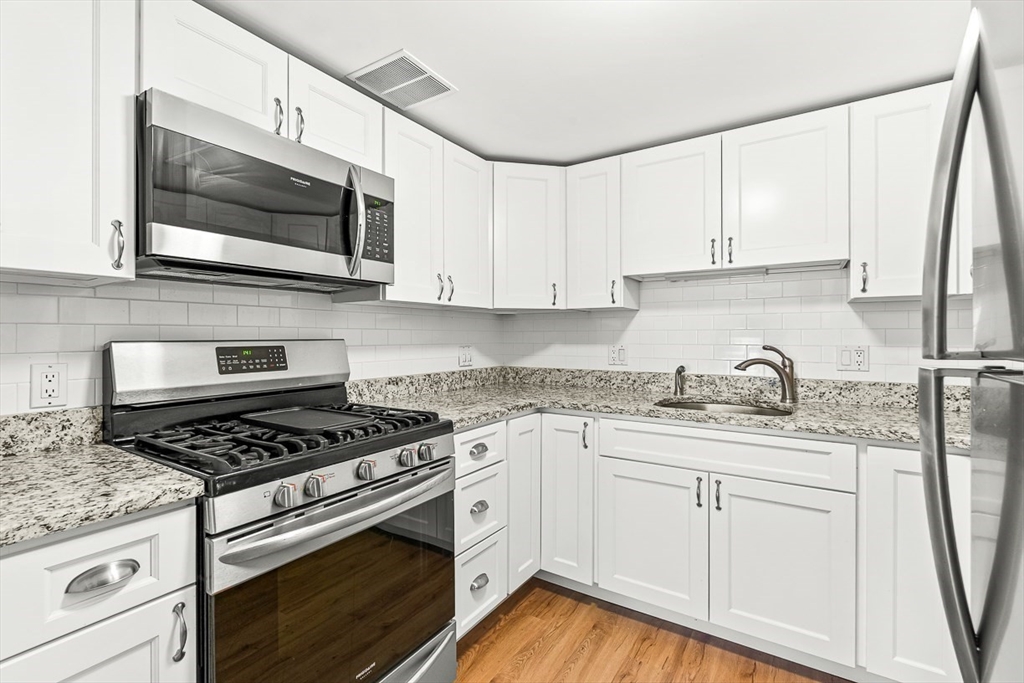 100 Place Lane Condominiums, Woburn