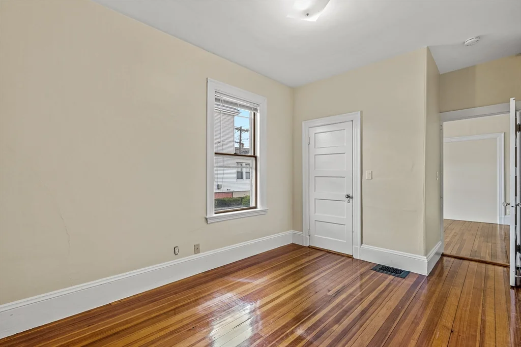 9 Marshall St, Medford