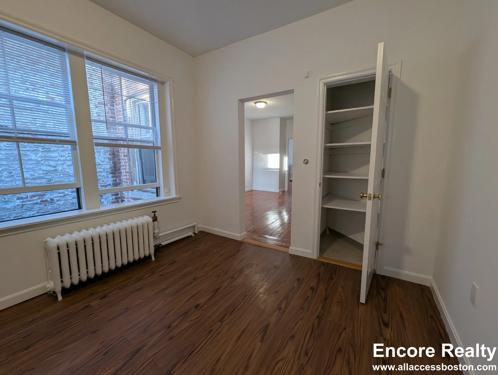 31 Temple St, Beacon Hill