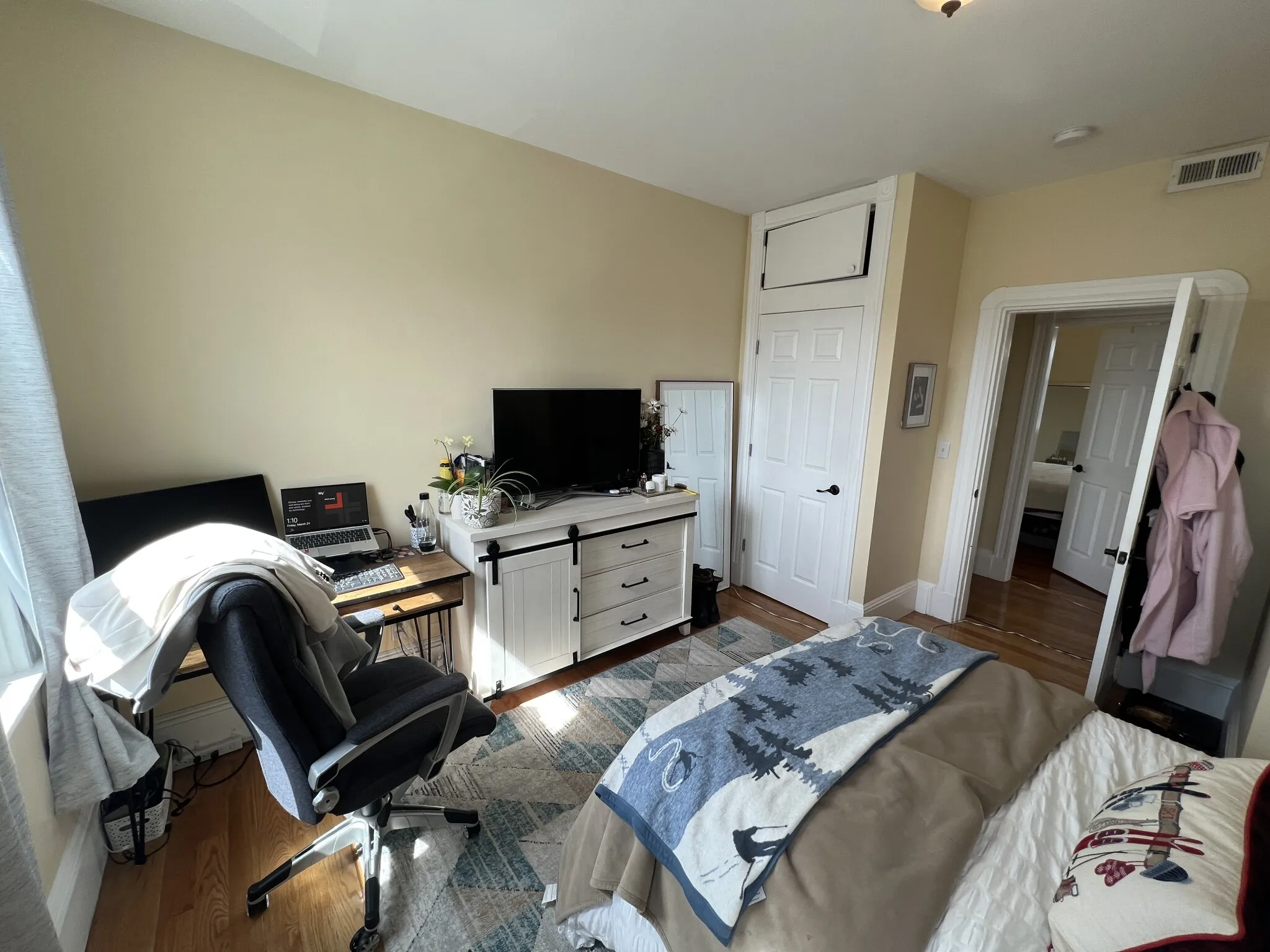 50 Lowell St, Spring Hill