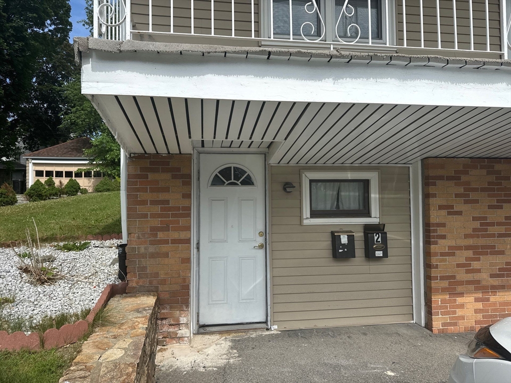 72 Longfellow Rd, Worcester