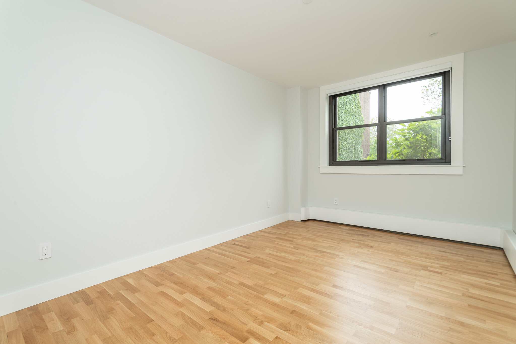 1410 Columbia Rd, South Boston