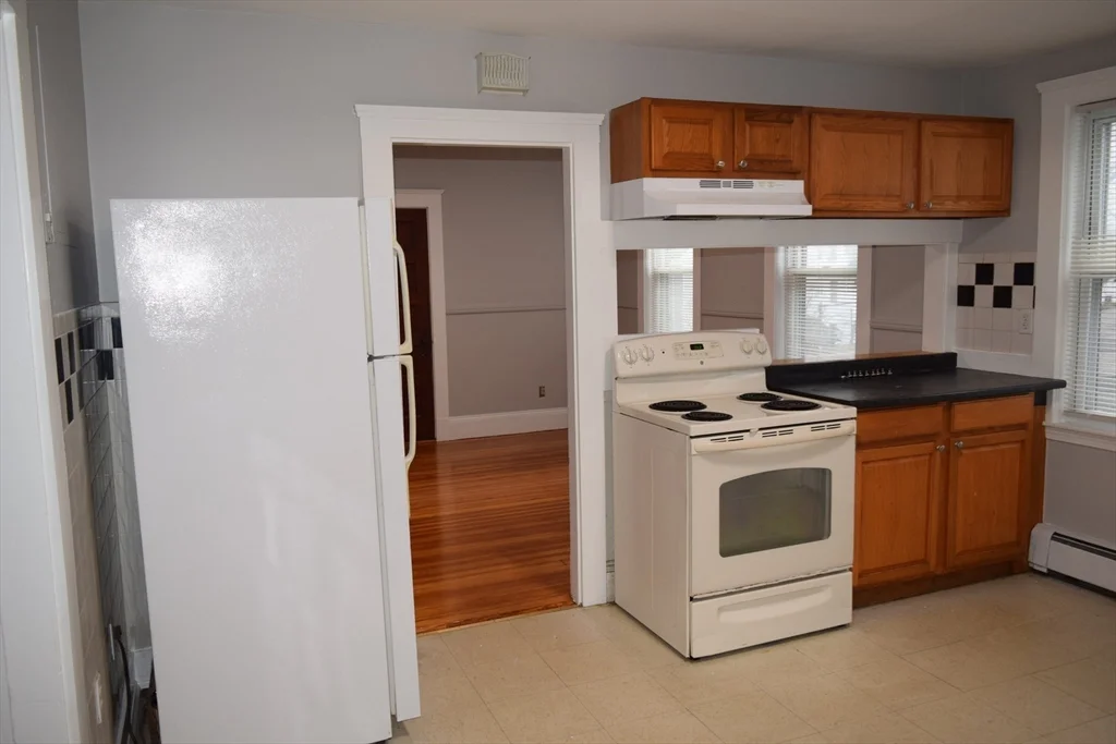 12 Arthur Ave, Quincy