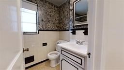 42 Pierce Rd, Watertown